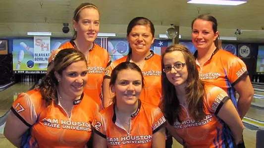 Bowlers earn national team academic award