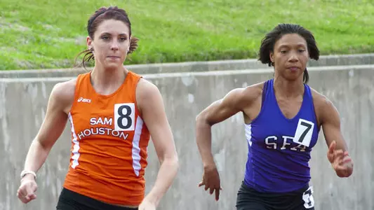 Dooley Breaks 12-Year-Old Record In Win In Iowa