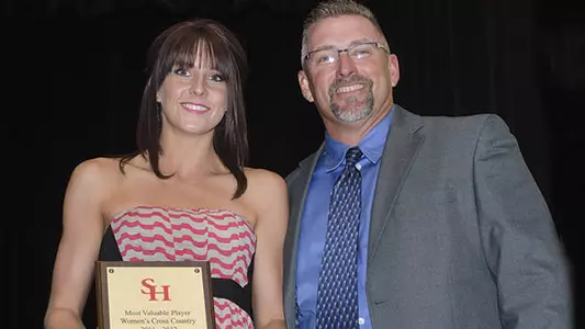 Alyssa Dooley named 2011 MVP