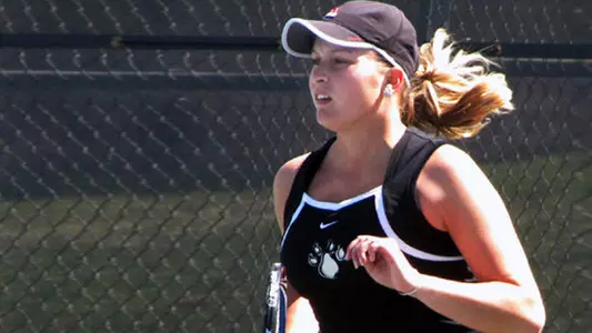 Kats rally to top UTSA 4-3