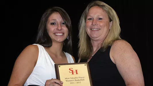 Britni Martin Named 2012 MVP