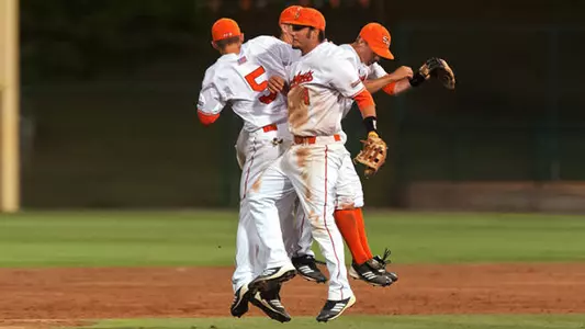 Bearkats travel to UT-Arlington