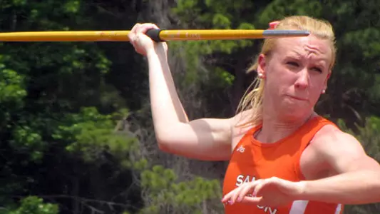 White wins Bearkat intrasquad meet