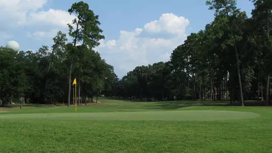 Softball Golf Fundraiser Oct. 6