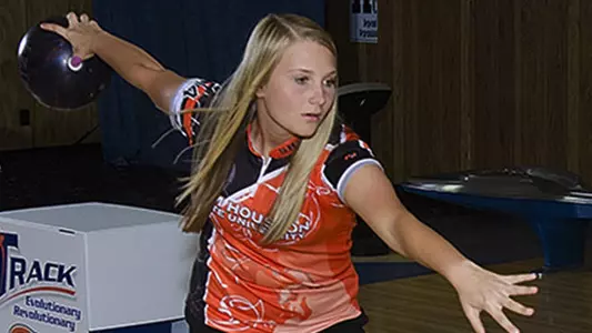 SHSU women finish 7th in Track Kat Klash