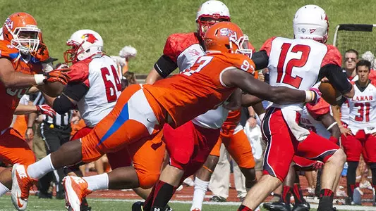 Defense comes up big in 14-3 win