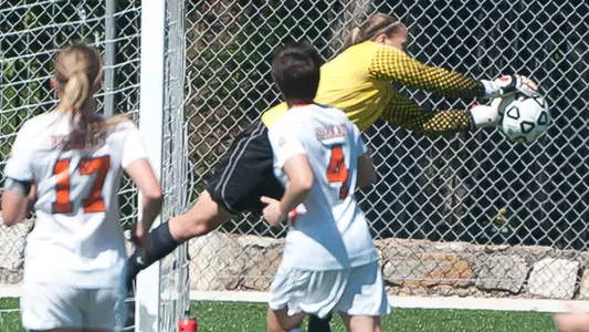 Late goal gives Kats 1-0 win
