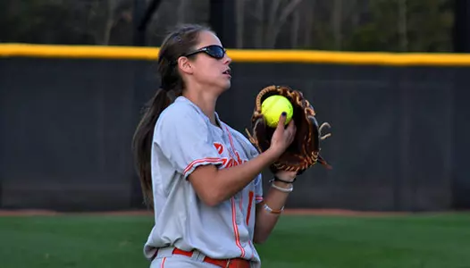 Kats topple Texas-San Antonio 2-1