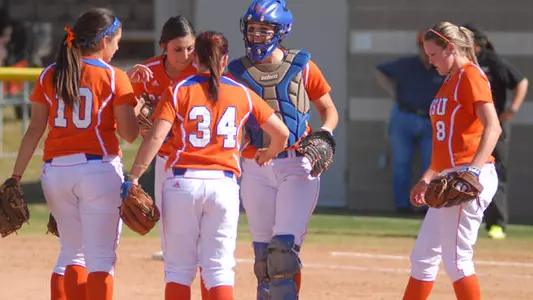 SHSU rallies for 5-4 win over Cougars