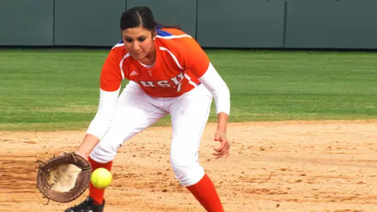 Seniors lead Kats to series victory