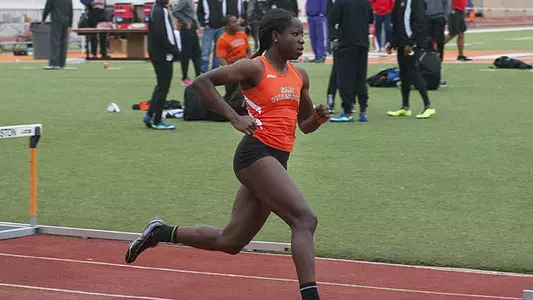 Women In Second After 2 Days At Southland