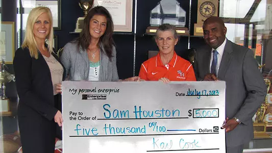 Enterprise Gift Recognizes Academic Success
