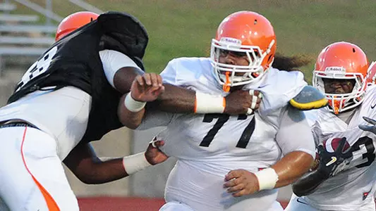 Bearkats scrimmage Wednesday night