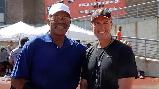 Hall of Fame's Elvin Bethea visits Kats