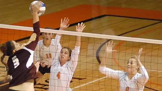 First place Kats on the road again