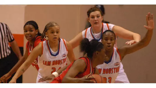 ACU Rallies Past SHSU 73-67