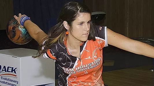 SHSU women go 5-0 on first day of season