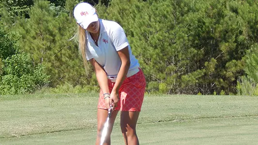 Paige Nelson named Golfer of the Month