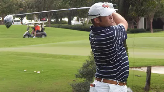 Kats second after one round at Miramont