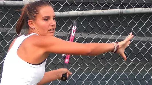 Kats pick up five wins at UH Fall Invt.