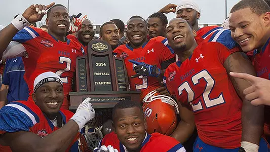 Kats move to No. 19 in rankings