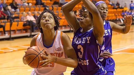 Jackrabbits hold off Kats 60-49