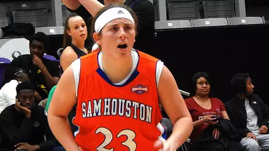 Women post top offensive performance