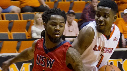 Men take on Prairie View Saturday at 4:30