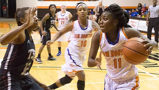 Women face unbeaten Cajuns Saturday on road