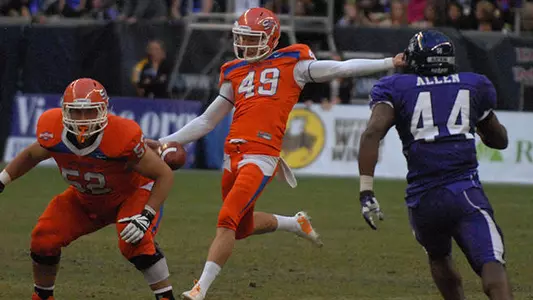 Aussie Punter Setting Records at Sam