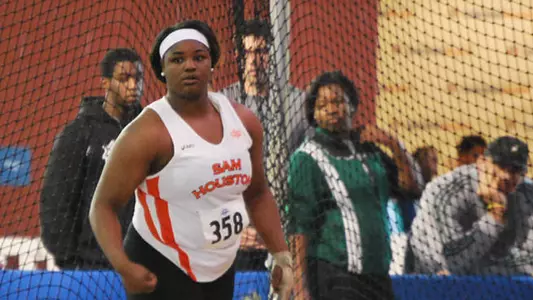 SHSU Women Take Aim at Championship