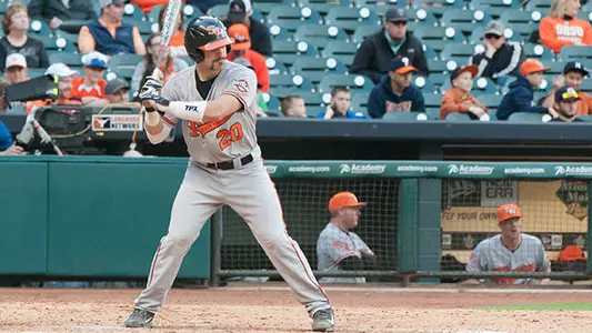 Kats bounce back with 6-3 win