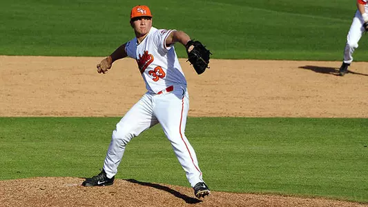 Kats even up series with 9-4 win