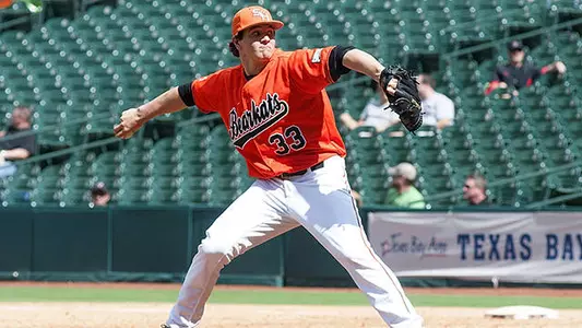 Azar homer clinches series win