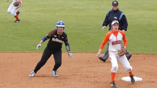 SHSU splits conference opening doubleheader