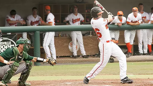 Plucheck blasts Kats to 5-3 win