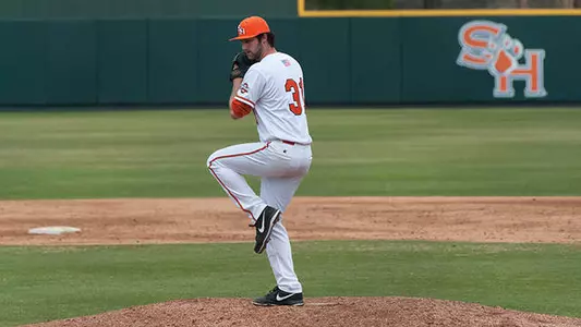 Simms complete game leads Kats to 2-1 win