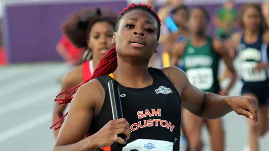 Two Bearkats Advance To NCAA West Quarters