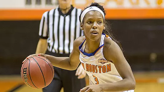 Scoring Leader Credits Teammates For Success