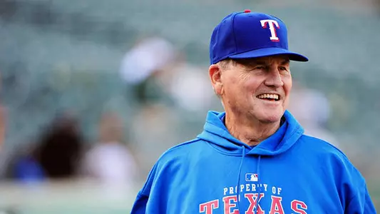 Jackie Moore to speak at SHSU Baseball Auction
