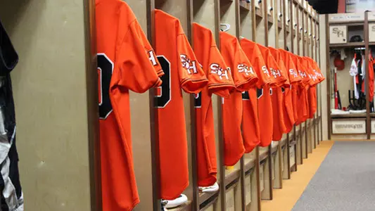 Sam Houston welcomes nine in 2016 class