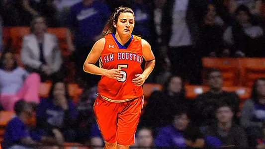 Women rack up road victory at Barclays Center