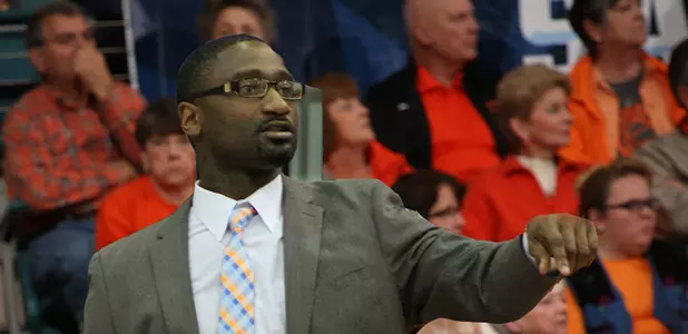 Q & A With Assistant Coach Omar Lowery