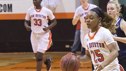 Women take on No. 5 Texas Sunday afternoon