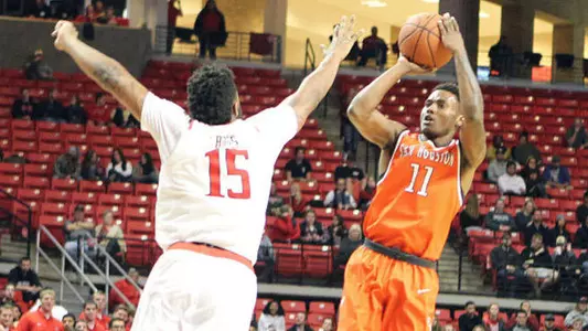 Kats slow start leads to 71-56 loss at Texas Tech