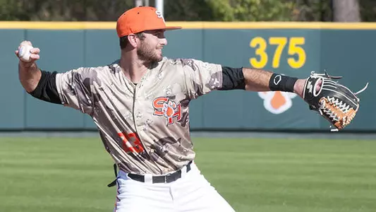 Shockers even up series with 4-3 win