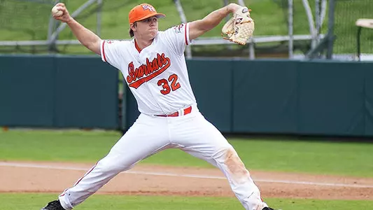 Eighth inning dooms SHSU vs Houston