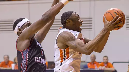 CIT run ends on late 3-pointer