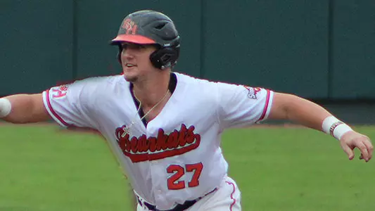 Central Arkansas takes series with 6-4 win