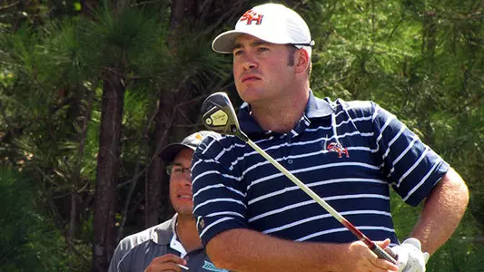 Golfers Lead By 6 After Southland Day One